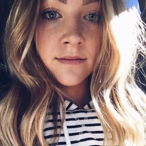 Meet your Posher, Jillian